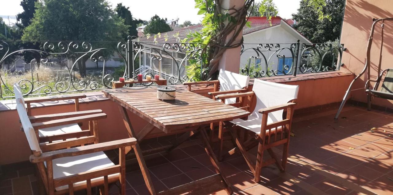 Olgas Villa Arogi المظهر الخارجي الصورة