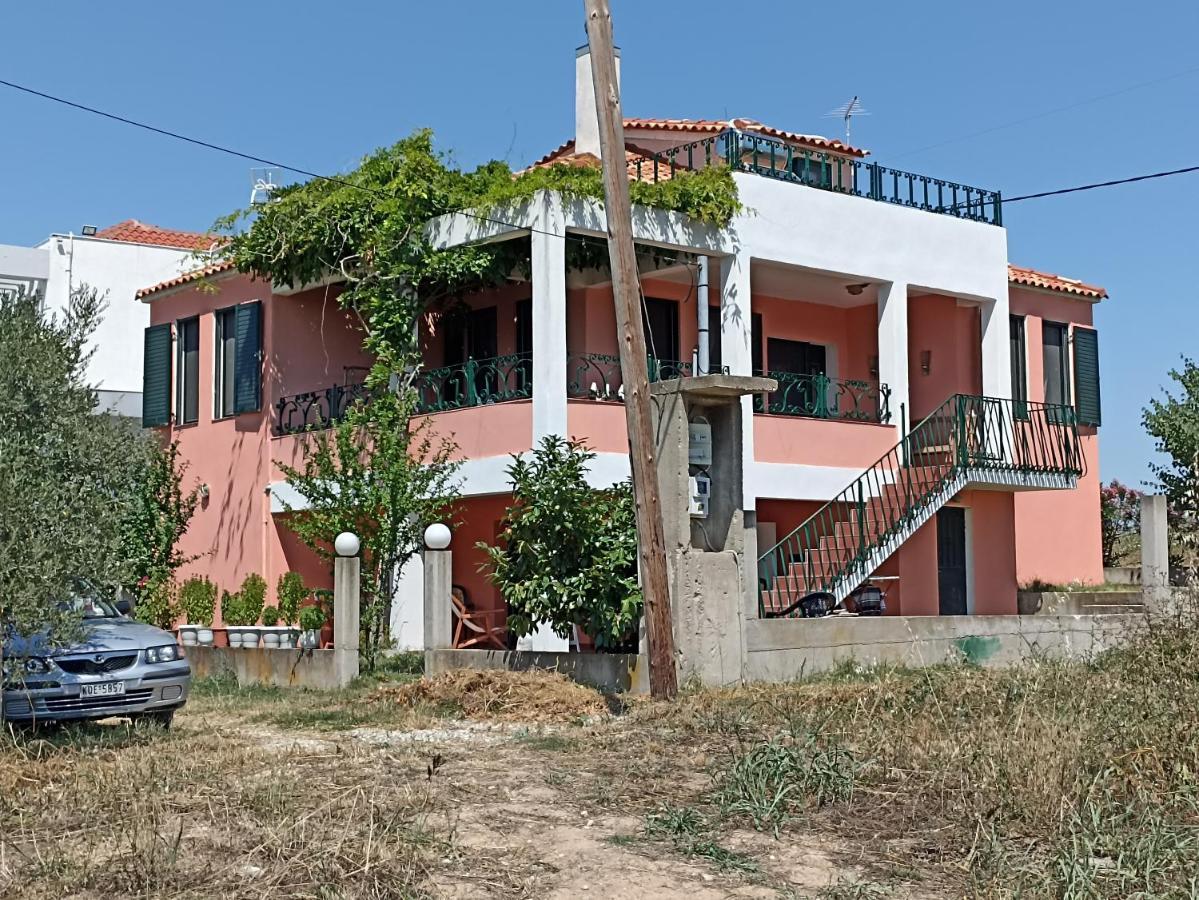 Olgas Villa Arogi المظهر الخارجي الصورة
