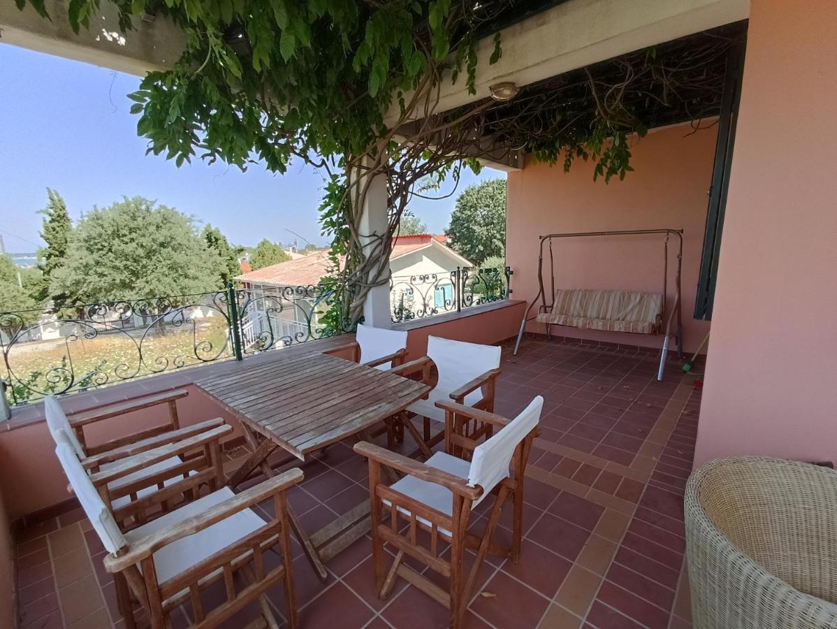 Olgas Villa Arogi المظهر الخارجي الصورة